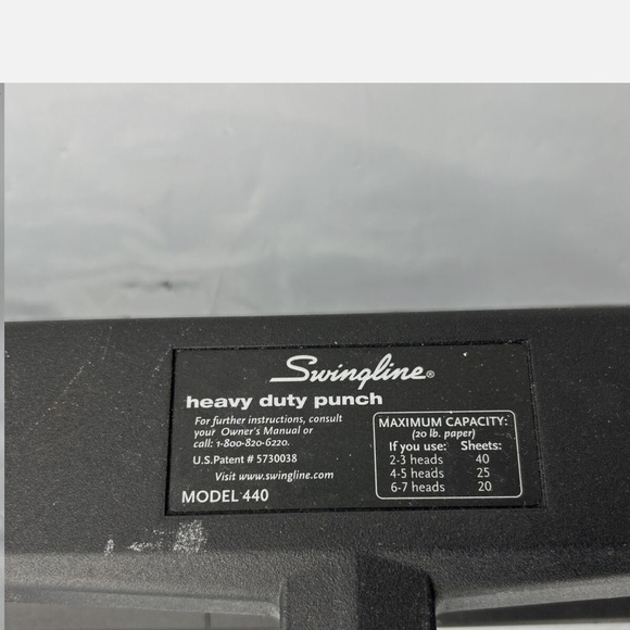 Swingline Heavy Duty Adjustable Industrial 3-Hole Punch Model 440 Black ACCO - Picture 2 of 4